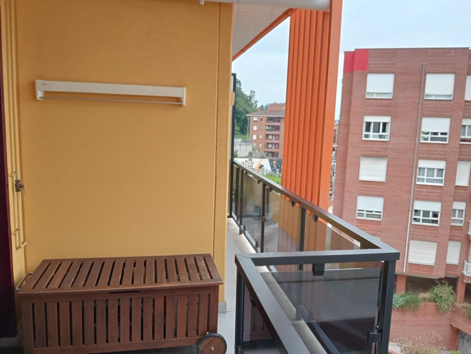 Avello Oviedo Con Parking Daire Dış mekan fotoğraf