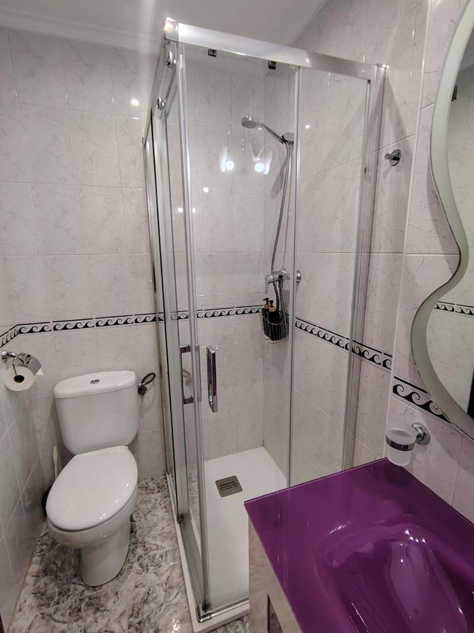 Avello Oviedo Con Parking Daire Dış mekan fotoğraf