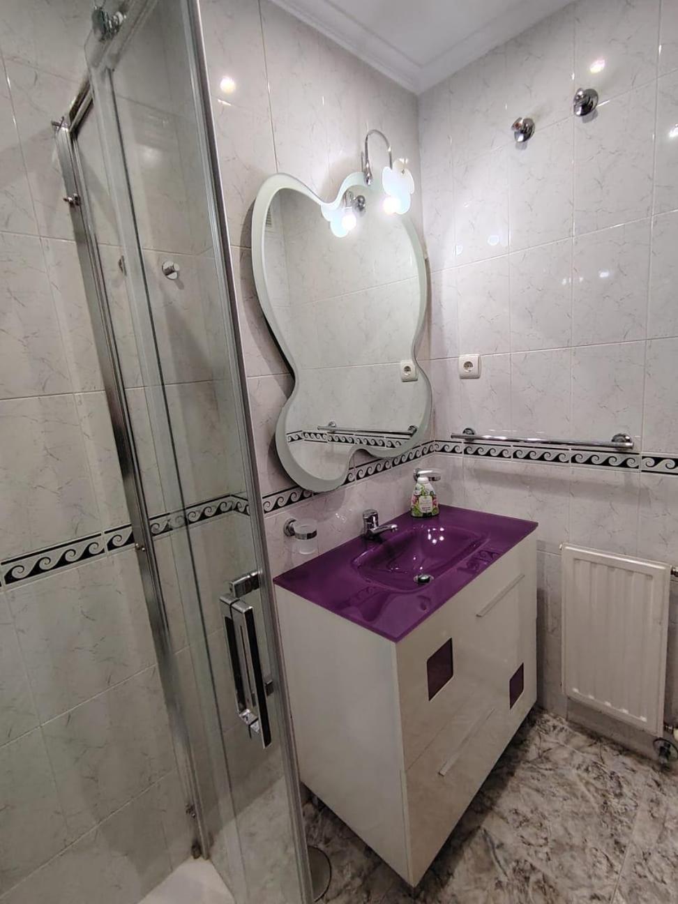 Avello Oviedo Con Parking Daire Dış mekan fotoğraf